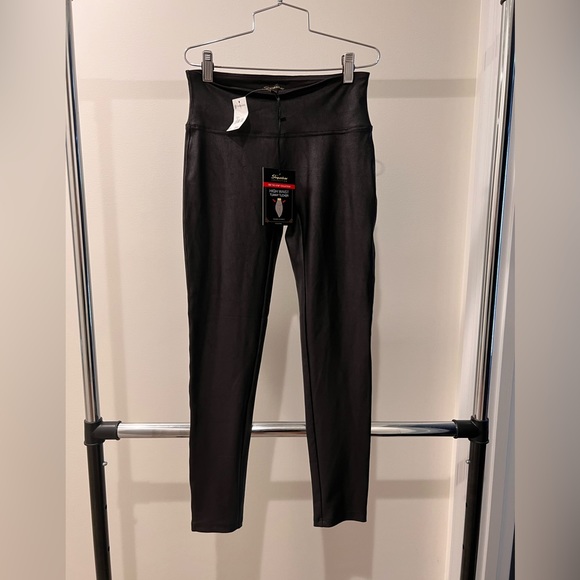 **SOLD** Faux leather leggings-with tags - Picture 2 of 7